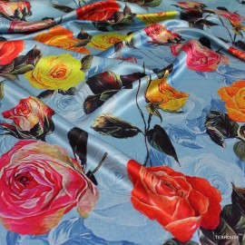 Плътна коприна Dolce&Gabbana рози син фон